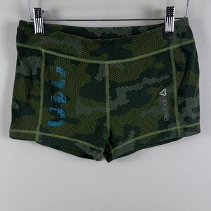 ✨3/$25✨ Reebok Women's Green Camo Shorts - XS